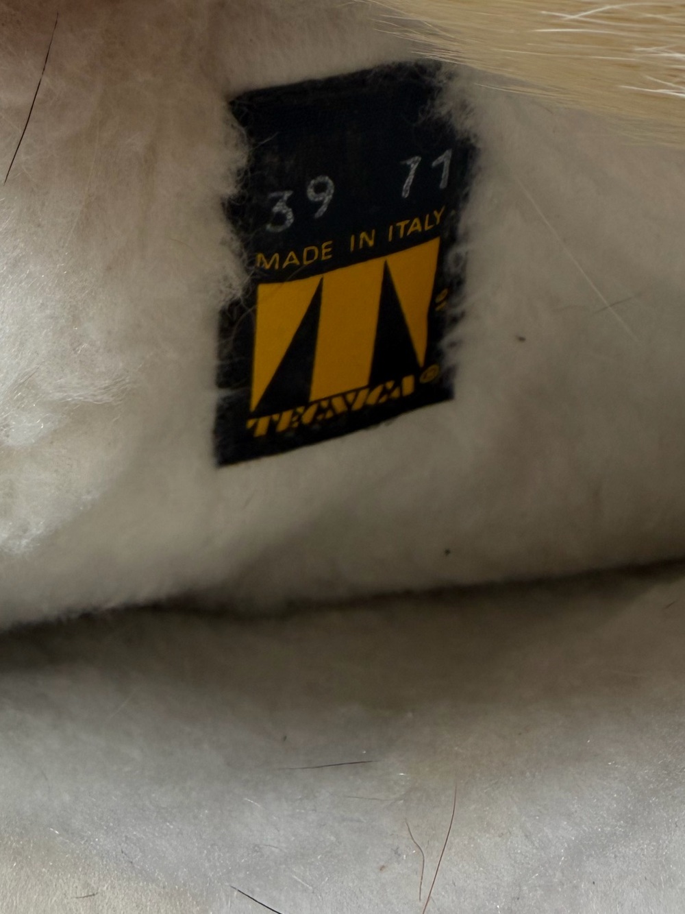 Vintage Tecnica Italy White Fur Ski Snow Boots Skandia Aztec Goat EU39 US 9 - Picture 9 of 11